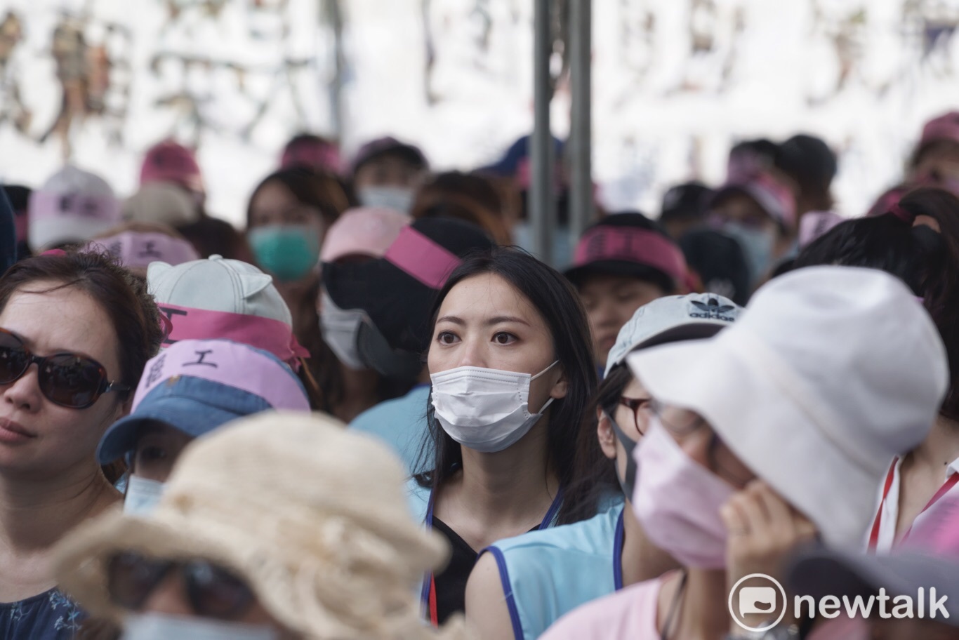 參加長榮長榮罷工的員工。 圖 : 張良一/ 攝(資料畫面) 參加長榮長榮罷工的員工。 圖 : 張良一/ 攝(資料畫面)