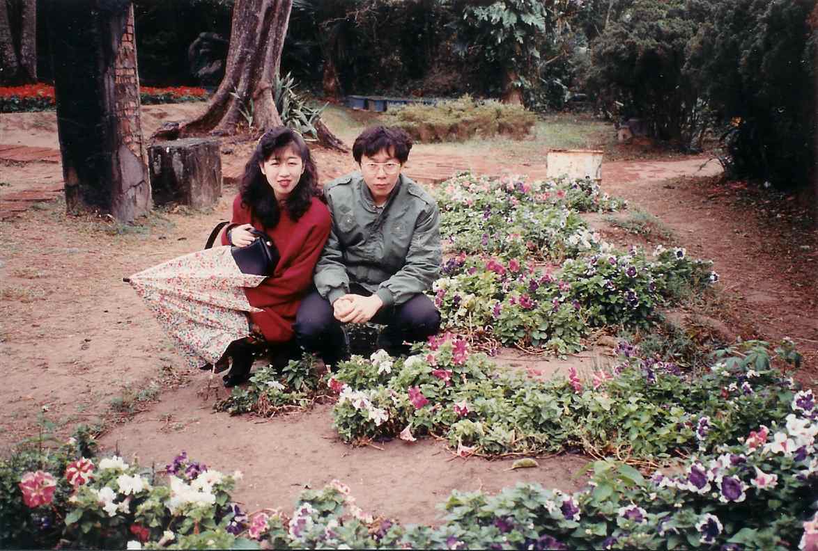 陳佩琪隨文附上過往與柯文哲合影照片。 圖:翻攝陳佩琪Peggy臉書 陳佩琪隨文附上過往與柯文哲合影照片。 圖:翻攝陳佩琪Peggy臉書