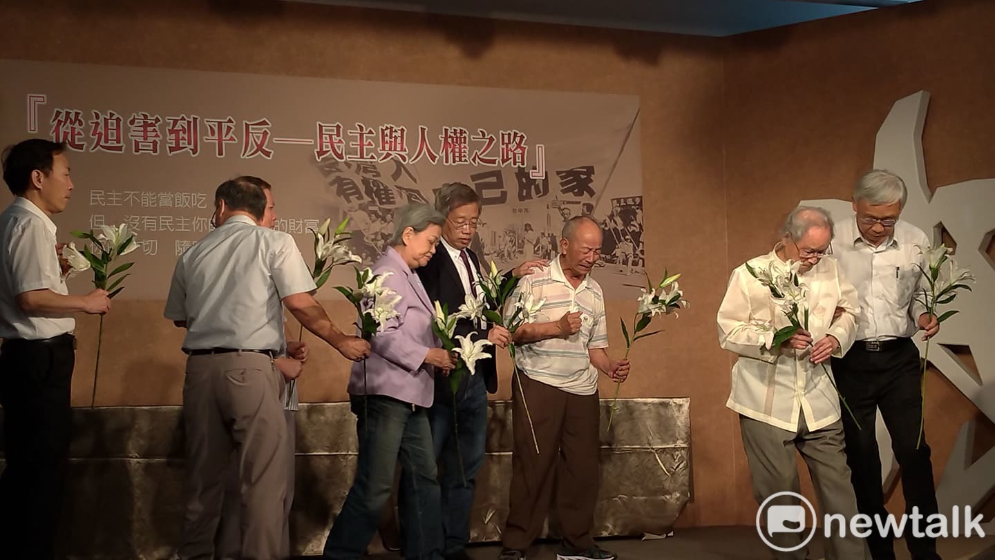 吳榮文想起家母難過掉淚。 圖:陳佩君/攝 吳榮文想起家母難過掉淚。 圖:陳佩君/攝