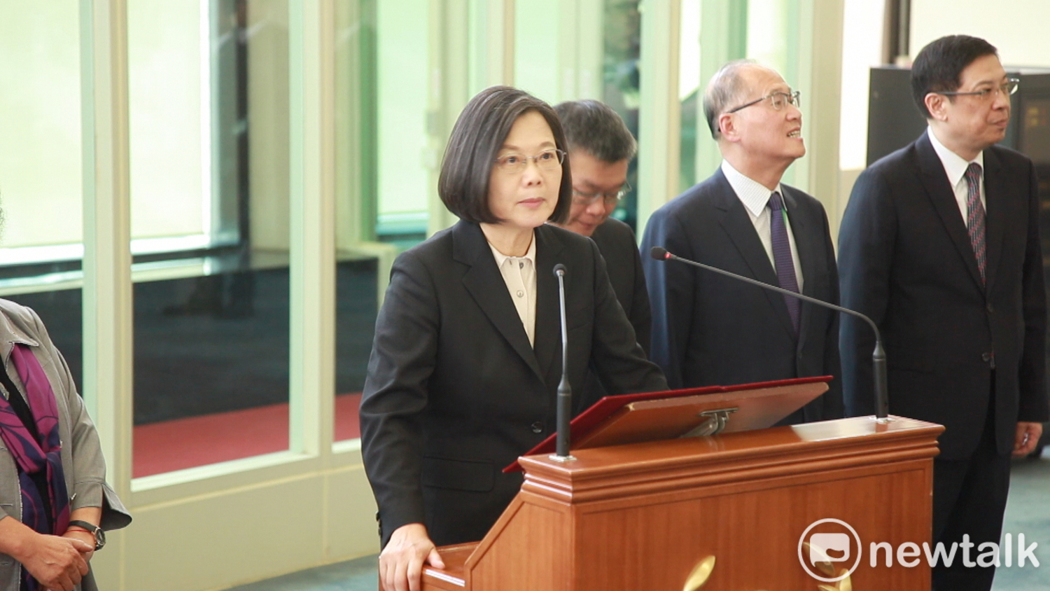 蔡總統表示,走向世界是台灣人民共同的願望,她也希望朝野政黨及全國人民團結起來,一起為走向世界來努力。 圖:林昀真/攝 蔡總統表示,走向世界是台灣人民共同的願望,她也希望朝野政黨及全國人民團結起來,一起為走向世界來努力。 圖:林昀真/攝
