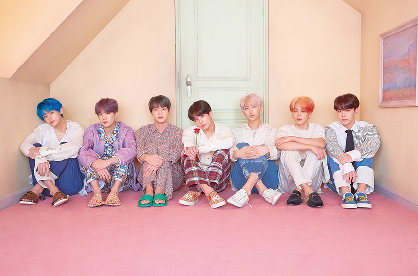 除了全新章節推出之外,本次更新《BTS WORLD》更加入夏日限定活動「聽見大海」 圖:翻攝自 BigHit Entertainment 除了全新章節推出之外,本次更新《BTS WORLD》更加入夏日限定活動「聽見大海」 圖:翻攝自 BigHit Entertainment