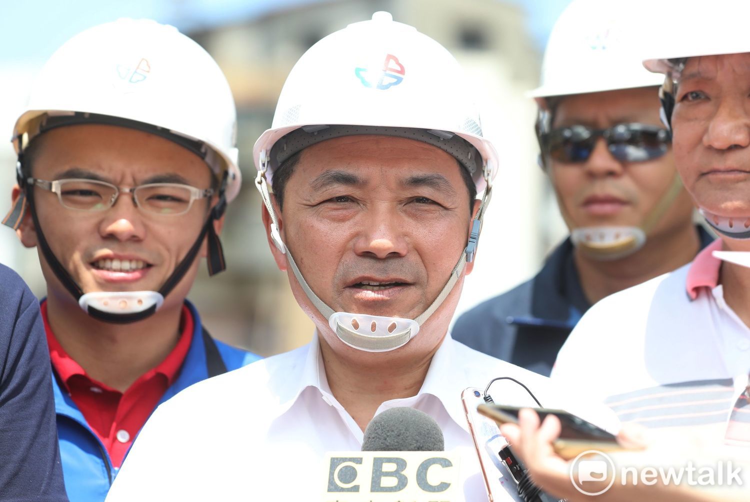 對於去年九合一選舉,政治獻金居全國之冠,政黨補助卻是0元,侯友宜今早表示:「我第一次選舉嘛!」。 圖:王峻昌/攝 對於去年九合一選舉,政治獻金居全國之冠,政黨補助卻是0元,侯友宜今早表示:「我第一次選舉嘛!」。 圖:王峻昌/攝