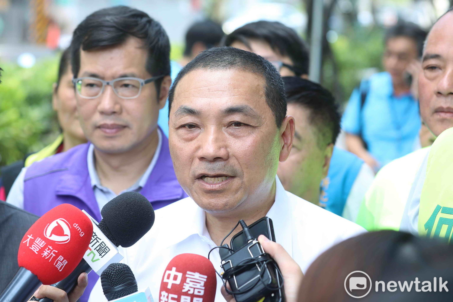 侯友宜今早被追問選舉議題,仍強調市政優先。 圖:王峻昌/攝 侯友宜今早被追問選舉議題,仍強調市政優先。 圖:王峻昌/攝