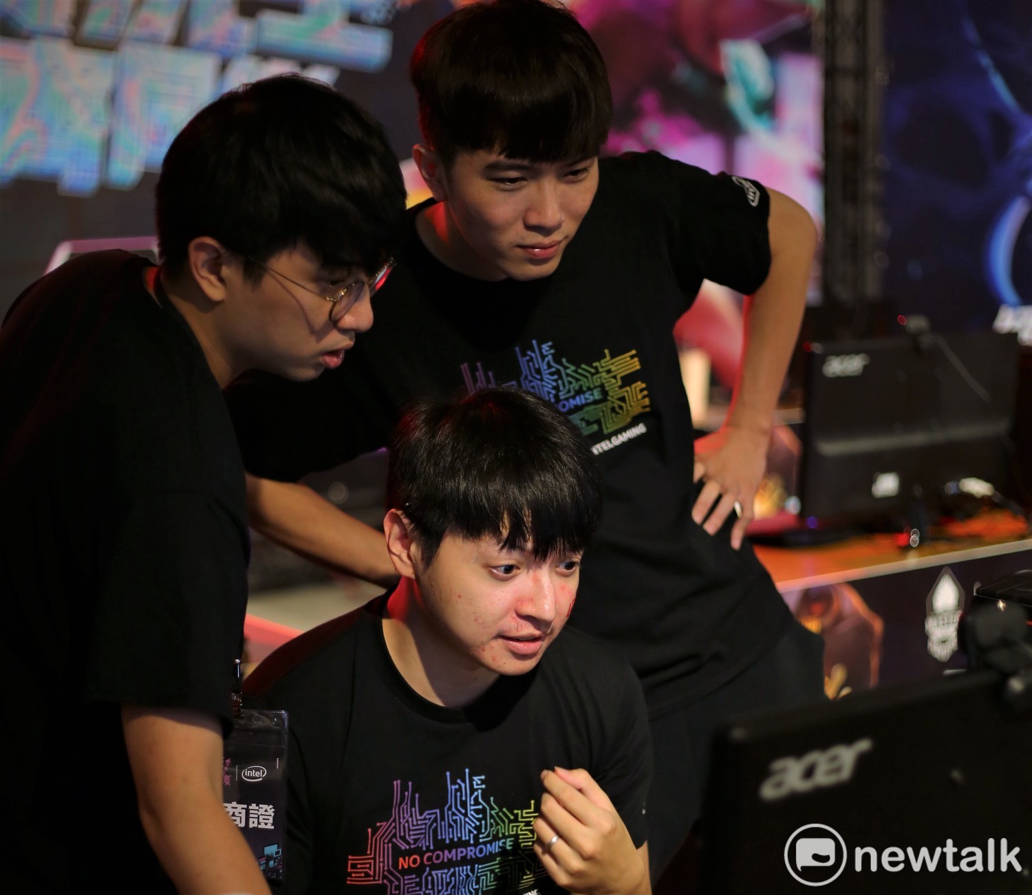 LMS總決賽與 Intel 共同舉辦的「實況主齊同樂」活動將與魔競娛樂的SummerParty 「 Party with M.E. 」結合 圖:朱泓任/攝 LMS總決賽與 Intel 共同舉辦的「實況主齊同樂」活動將與魔競娛樂的SummerParty 「 Party with M.E. 」結合 圖:朱泓任/攝