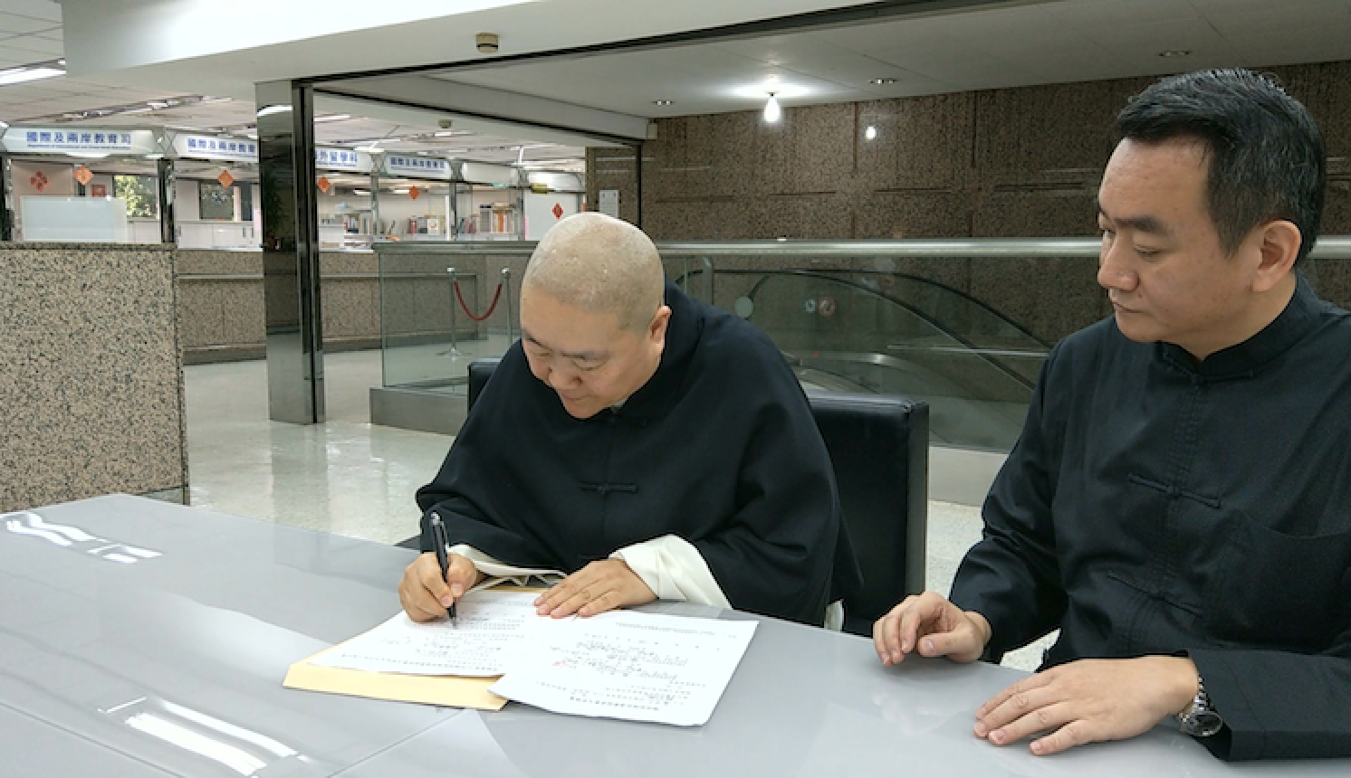 釋悟善禪師本名黃多玉,今年59歲,畢業於韓國中央大學工商管理系,是來自韓國的華僑,從1992年出家至今。 圖:釋悟善禪師辦公室/提供 釋悟善禪師本名黃多玉,今年59歲,畢業於韓國中央大學工商管理系,是來自韓國的華僑,從1992年出家至今。 圖:釋悟善禪師辦公室/提供