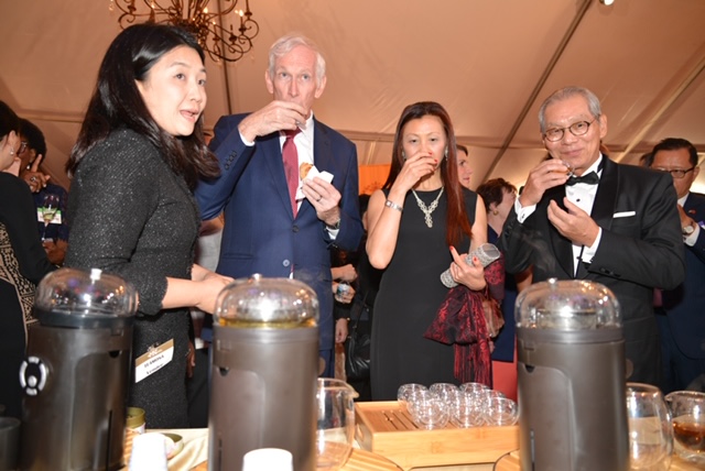 中華民國駐美代表處於當地時間10日晚間,在華府雙橡園舉辦108年雙十國慶酒會。 圖:翻攝自中華民國駐美代表處網站 中華民國駐美代表處於當地時間10日晚間,在華府雙橡園舉辦108年雙十國慶酒會。 圖:翻攝自中華民國駐美代表處網站