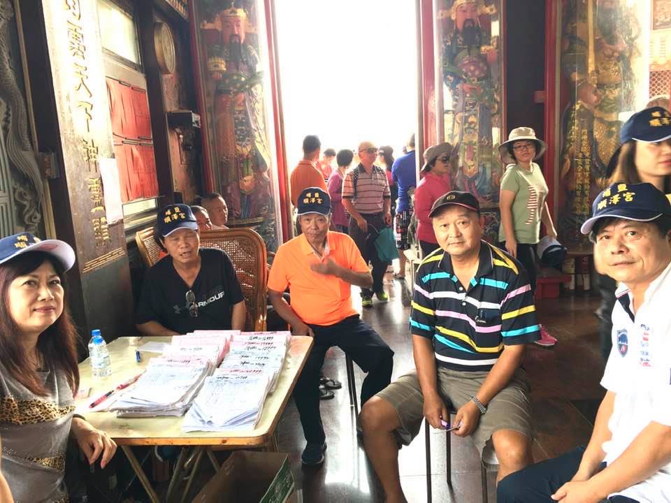 順澤宮內人人都戴著冠軍帽。 圖:順澤宮/提供 順澤宮內人人都戴著冠軍帽。 圖:順澤宮/提供