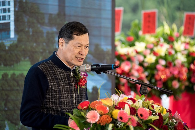 藍天宏匯董事長許崑泰。 圖:取自宏匯集團網頁 藍天宏匯董事長許崑泰。 圖:取自宏匯集團網頁