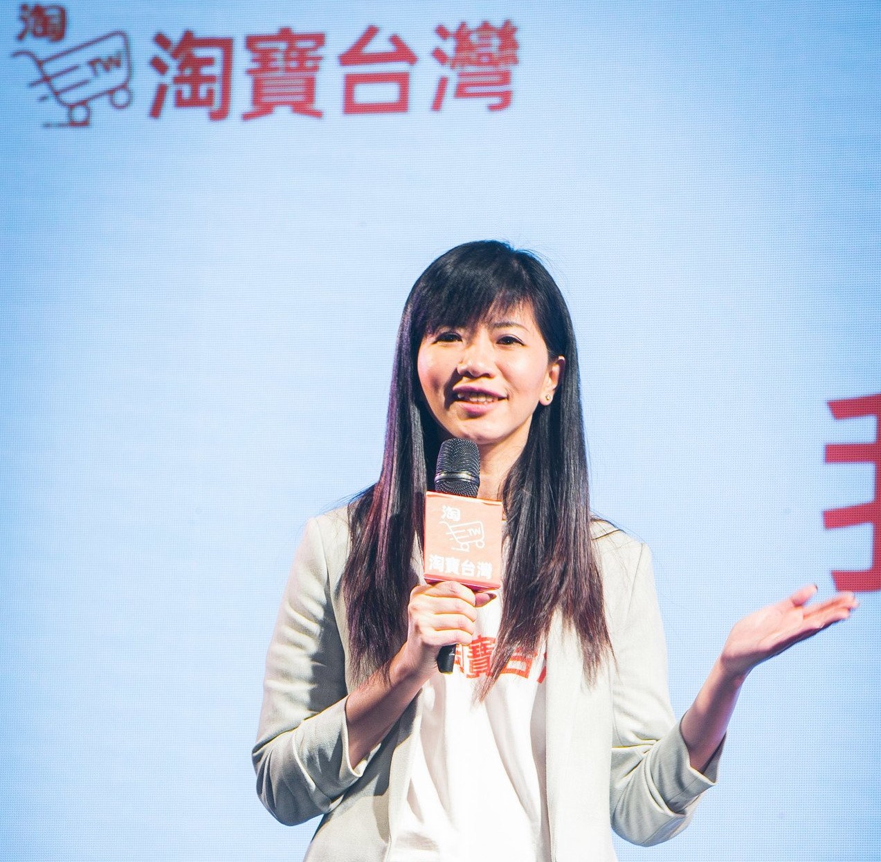 「淘寶台灣」正式在台上線,圖為淘寶台灣行銷長暨發言人林雅雯。 圖 : 淘寶台灣/提供 「淘寶台灣」正式在台上線,圖為淘寶台灣行銷長暨發言人林雅雯。 圖 : 淘寶台灣/提供