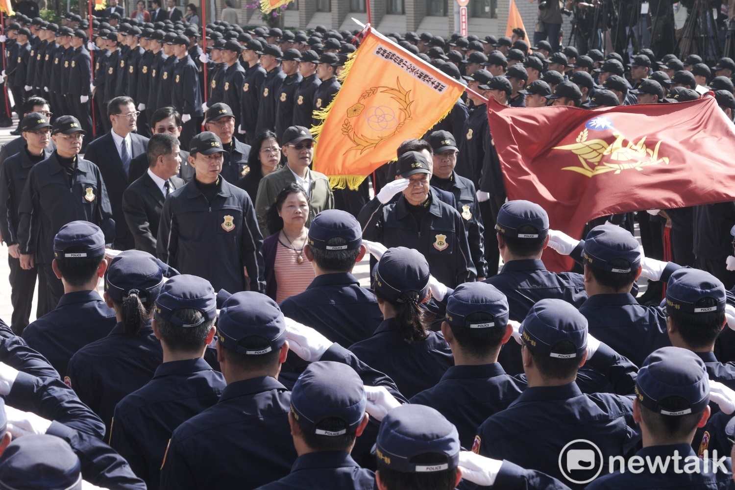 國安局長邱國正校閱特勤部隊。 圖:張良一/攝 國安局長邱國正校閱特勤部隊。 圖:張良一/攝