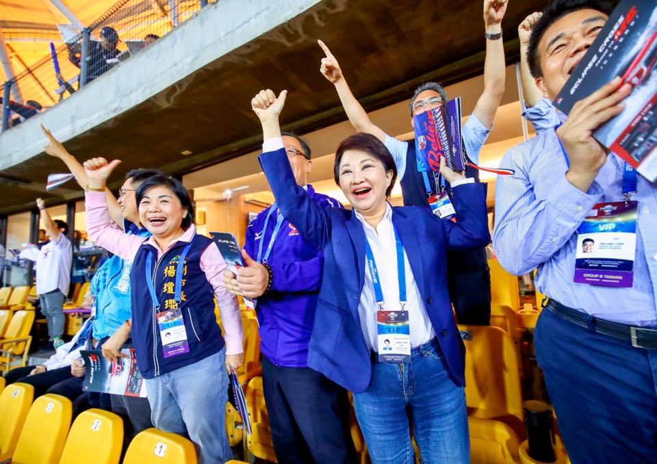 楊瓊瓔有盧秀燕罩著,挾行政資源重返立委選舉戰場。 取自楊瓊瓔臉書 楊瓊瓔有盧秀燕罩著,挾行政資源重返立委選舉戰場。 取自楊瓊瓔臉書
