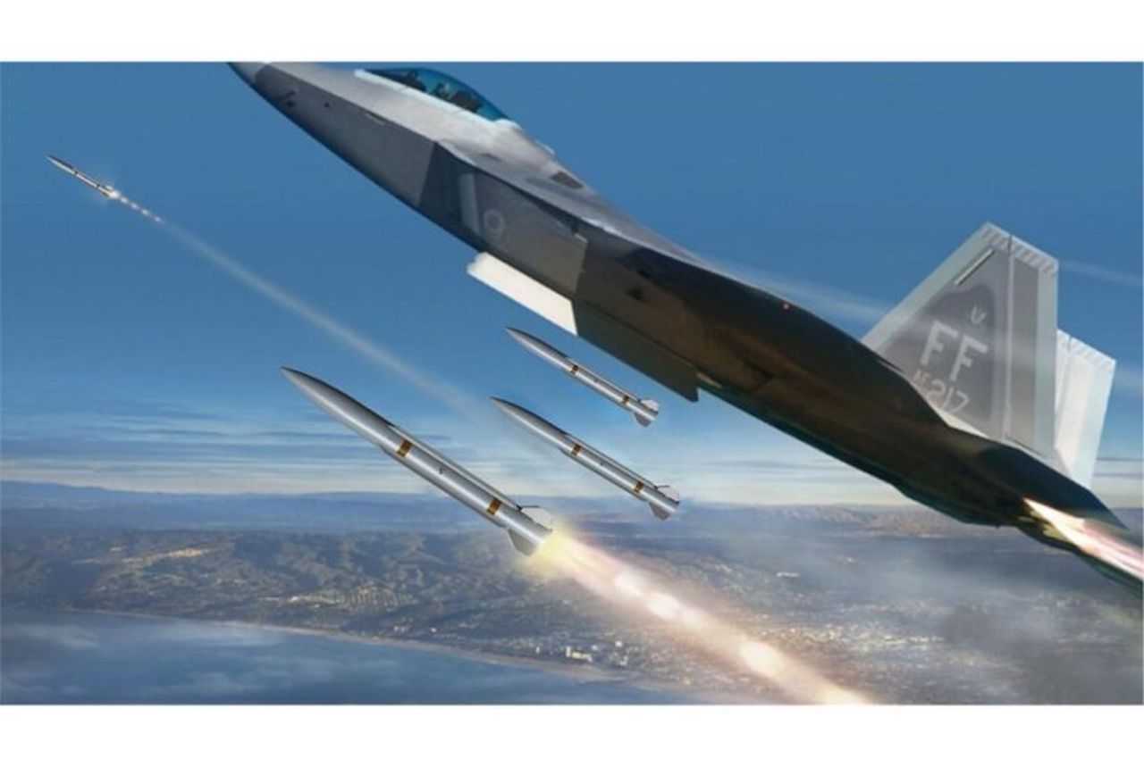 F-22戰機發射「遊隼」(Peregrine)空對空飛彈想像圖。 圖:雷神公司 F-22戰機發射「遊隼」(Peregrine)空對空飛彈想像圖。 圖:雷神公司