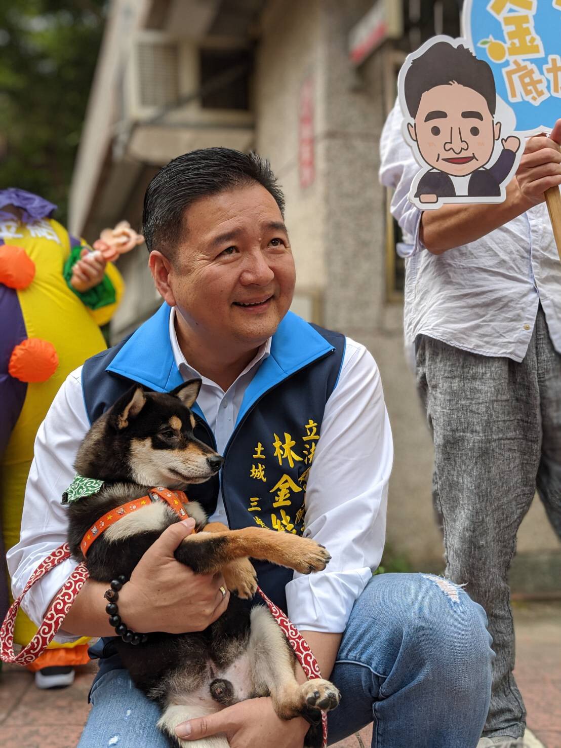 林金結今天找來柴犬「米魯」當最萌助選員。 圖:林金結辦公室提供 林金結今天找來柴犬「米魯」當最萌助選員。 圖:林金結辦公室提供