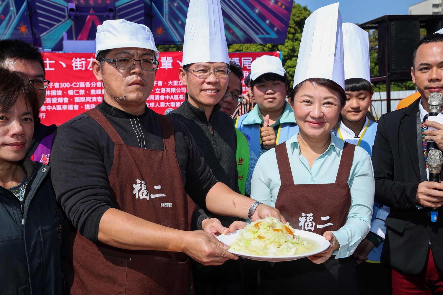 李允傑極受盧秀燕重用,社會局長卸任後轉任有給職市政顧問。 圖:台中市政府/提供 李允傑極受盧秀燕重用,社會局長卸任後轉任有給職市政顧問。 圖:台中市政府/提供
