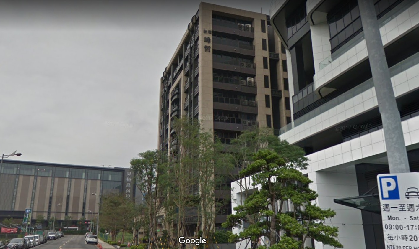 內湖五期「新潤峰哲」工業宅建案。 圖:翻攝Google Map街景 內湖五期「新潤峰哲」工業宅建案。 圖:翻攝Google Map街景