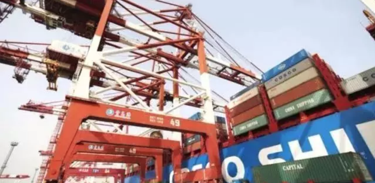 越南檢查中國出品之手機此舉,有媒體推測越南政府可能是要以此事減少中國產品的輸入量,為越南的製造業尋找出路。 圖:翻攝自微博 越南檢查中國出品之手機此舉,有媒體推測越南政府可能是要以此事減少中國產品的輸入量,為越南的製造業尋找出路。 圖:翻攝自微博