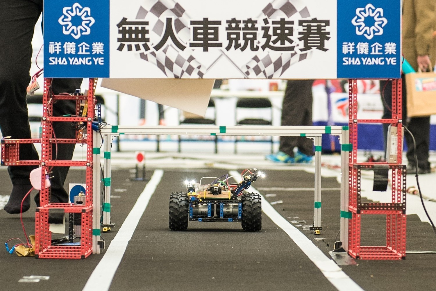 無人車競速賽。 圖:桃園市政府/提供 無人車競速賽。 圖:桃園市政府/提供