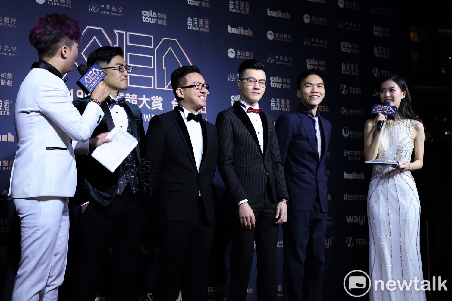 GamerBee、E.T. 、Oil King、ZJZ 曾家鎮格鬥好手齊聚一堂 圖:蔡幸秀/攝 GamerBee、E.T. 、Oil King、ZJZ 曾家鎮格鬥好手齊聚一堂 圖:蔡幸秀/攝