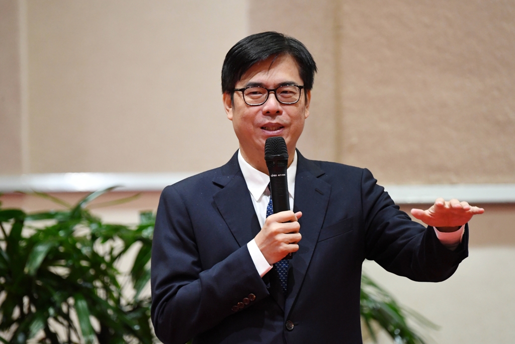 行政院副院長陳其邁今(11)日在行政院代表蘇貞昌院長接見「108年度全國好人好事代表」。 圖:行政院提供 行政院副院長陳其邁今(11)日在行政院代表蘇貞昌院長接見「108年度全國好人好事代表」。 圖:行政院提供