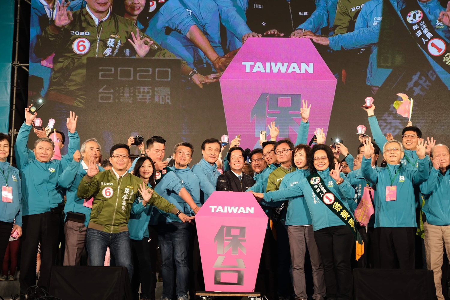蔡英文台中選前之夜。 圖:洪慈庸競辦/提供 蔡英文台中選前之夜。 圖:洪慈庸競辦/提供