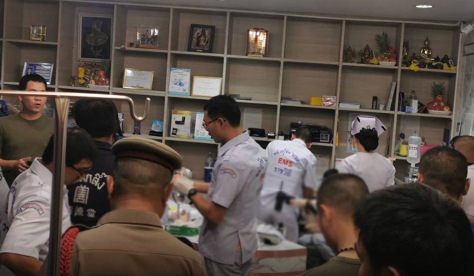 泰國槍擊案造成1人死亡、至少1人受傷。 圖:翻攝自推特 泰國槍擊案造成1人死亡、至少1人受傷。 圖:翻攝自推特