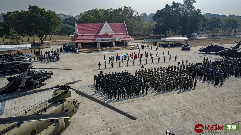 由泰國和美國聯合主辦的「金色眼鏡蛇2020」聯合軍演,25日在泰國北部彭世洛府開幕,29國、超過9000名軍士官兵參與。 圖:翻攝中新網 由泰國和美國聯合主辦的「金色眼鏡蛇2020」聯合軍演,25日在泰國北部彭世洛府開幕,29國、超過9000名軍士官兵參與。 圖:翻攝中新網