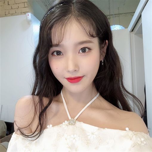 IU(李知恩)捐款2億助防疫。 圖:取自IU instagram IU(李知恩)捐款2億助防疫。 圖:取自IU instagram