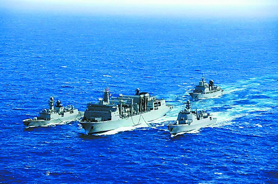 解放軍近日由「呼和浩特號」導彈驅逐艦等4艦編組成的「161支隊」。 圖:翻攝環球網 解放軍近日由「呼和浩特號」導彈驅逐艦等4艦編組成的「161支隊」。 圖:翻攝環球網