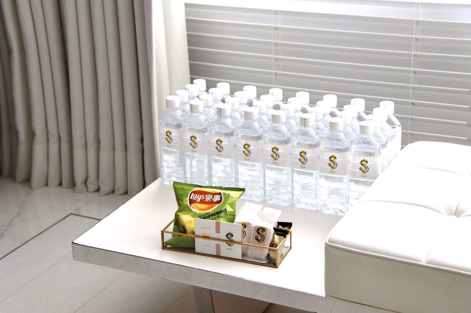 S Hotel防疫旅館防疫用品。 圖:台北市觀傳局 / 提供 S Hotel防疫旅館防疫用品。 圖:台北市觀傳局 / 提供