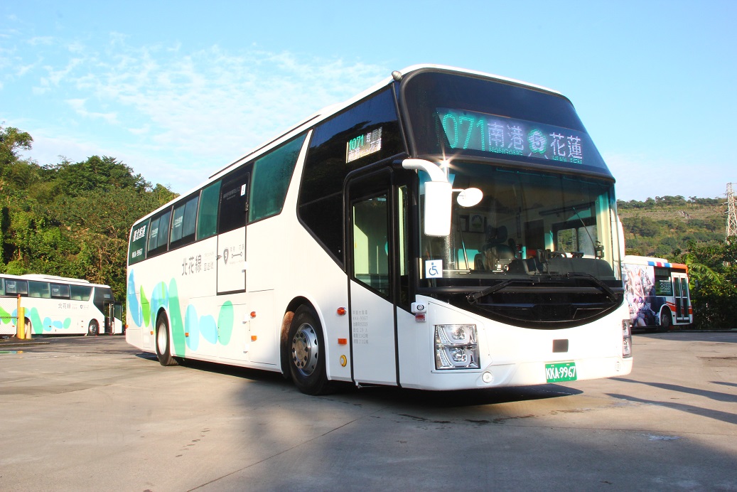 客運業者在2月底就開始實施上車量體溫,若發燒可拒載的措施。 圖:首都、台北客運提供 客運業者在2月底就開始實施上車量體溫,若發燒可拒載的措施。 圖:首都、台北客運提供