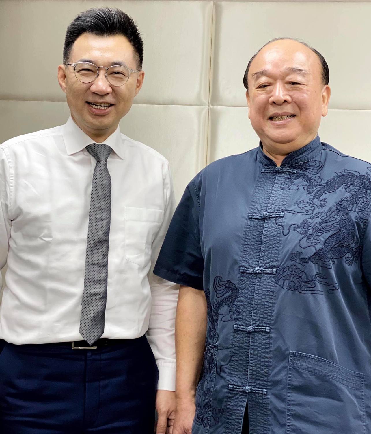 國民黨立委吳斯懷拜會江啟臣。 圖:擷取自吳斯懷臉書(資料照片) 國民黨立委吳斯懷拜會江啟臣。 圖:擷取自吳斯懷臉書(資料照片)