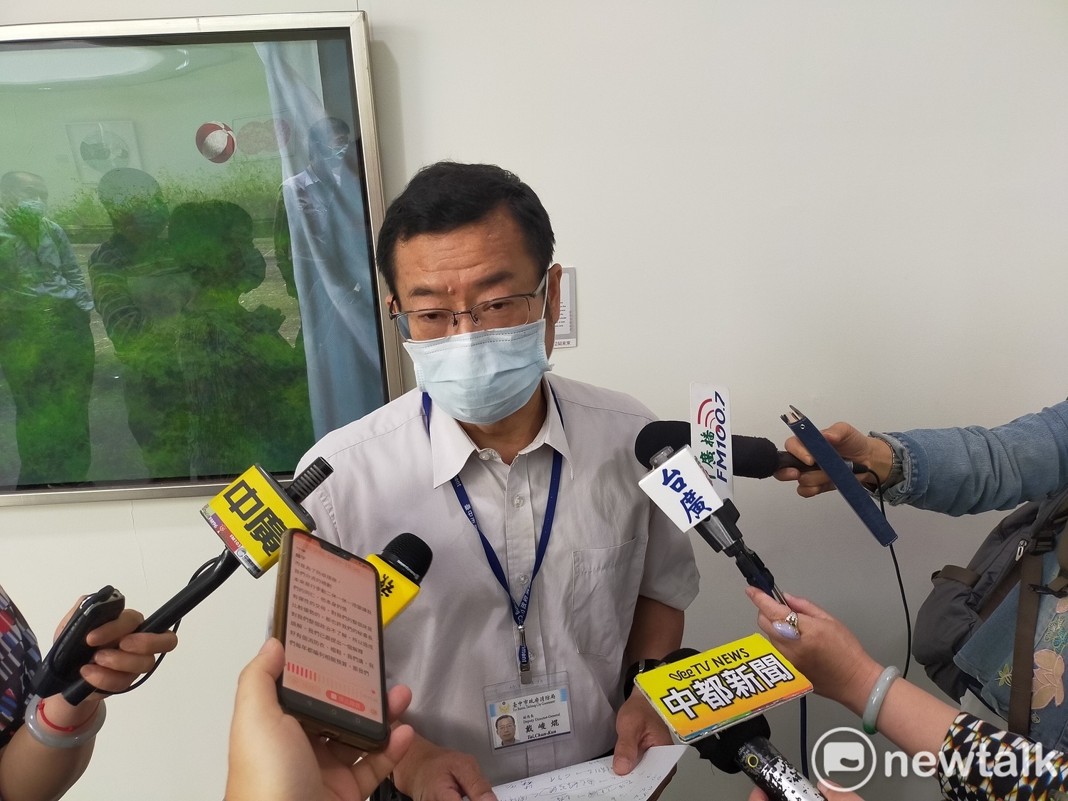 台中市消防局副局長戴峻焜表示,各單位成立粉專行之有年。 唐復年/攝 台中市消防局副局長戴峻焜表示,各單位成立粉專行之有年。 唐復年/攝