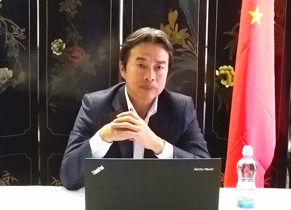中國駐以色列大使杜偉死前,才因為美國施壓禁用華為5G,槓上美國國務卿。 圖:翻攝自中國駐以色列大使館官網 中國駐以色列大使杜偉死前,才因為美國施壓禁用華為5G,槓上美國國務卿。 圖:翻攝自中國駐以色列大使館官網