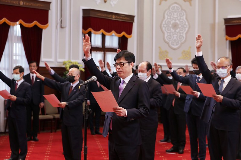 副閣揆陳其邁今(20)天上午在總統府率新內閣閣員宣誓。 圖:總統府提供 副閣揆陳其邁今(20)天上午在總統府率新內閣閣員宣誓。 圖:總統府提供