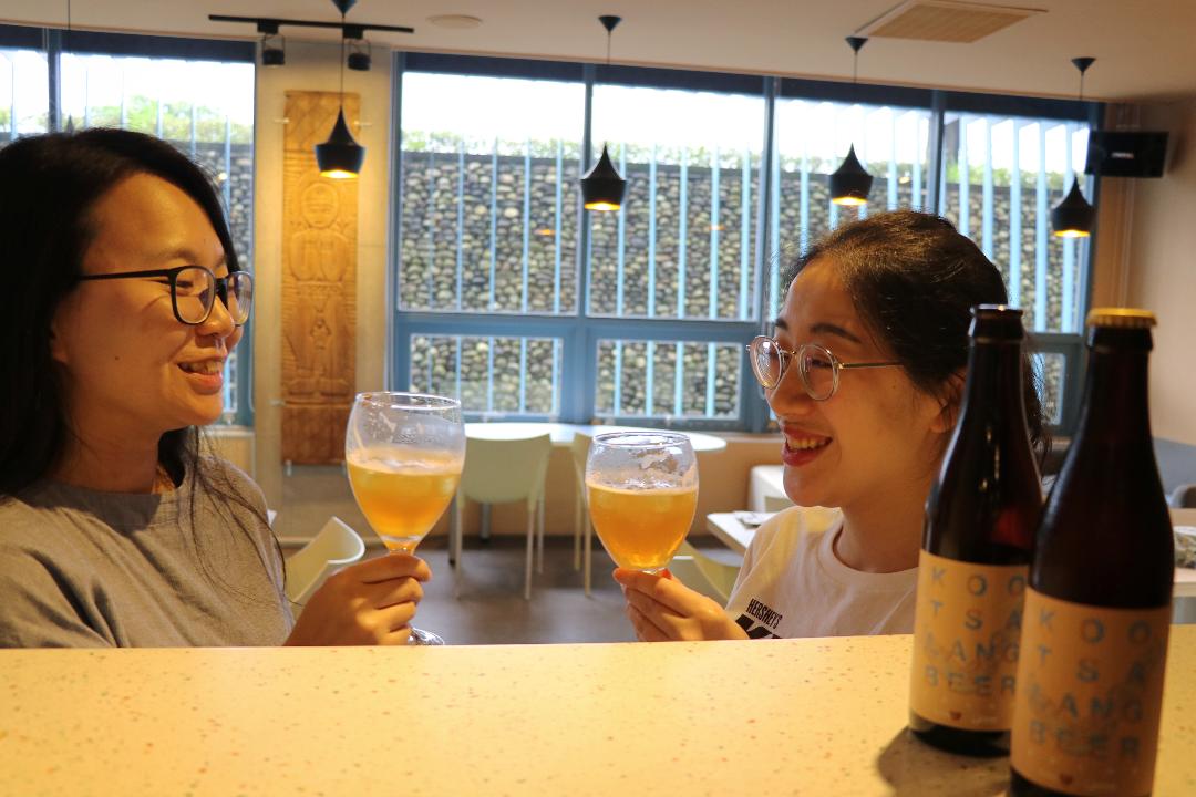 十三行博物館現正展出「飲酒Bar—亞洲酒文化特展」。 圖:十三行博物館提供 十三行博物館現正展出「飲酒Bar—亞洲酒文化特展」。 圖:十三行博物館提供