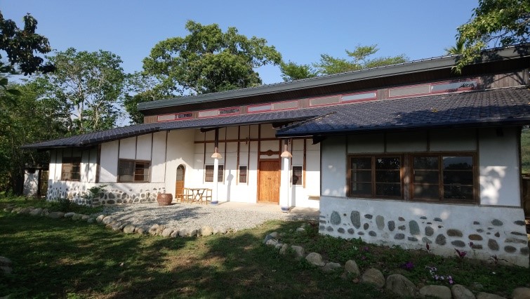 鹿野書苑主人是來自竹科的洪逸家、余瑞雲夫妻。 農委會水保局/提供 鹿野書苑主人是來自竹科的洪逸家、余瑞雲夫妻。 農委會水保局/提供