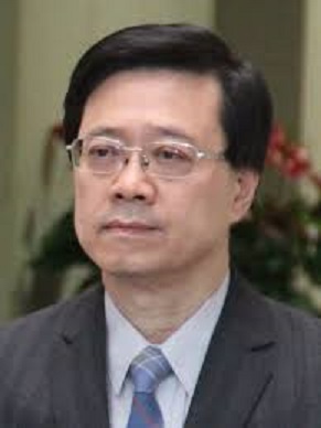 港府保安局局長李家超。 圖 : 翻攝自維基百科。 港府保安局局長李家超。 圖 : 翻攝自維基百科。