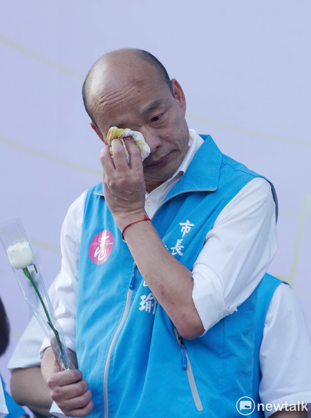 被罷免的高雄市長韓國瑜在告別音樂會中流下眼淚。 圖:張良一/攝 被罷免的高雄市長韓國瑜在告別音樂會中流下眼淚。 圖:張良一/攝