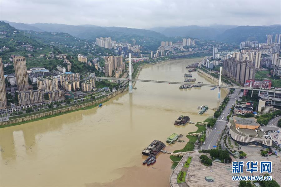 7月2日重慶涪陵區長江支流烏江。 圖:翻攝新華網 7月2日重慶涪陵區長江支流烏江。 圖:翻攝新華網