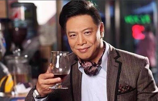 李健仁目前半癱、失語,在家休養復健中。 圖:翻攝微博 李健仁目前半癱、失語,在家休養復健中。 圖:翻攝微博