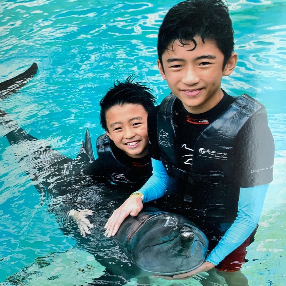 張柏芝與前夫謝霆鋒育有2個兒子Lucas(右)、Quintus(左)。 圖:翻攝自張柏芝IG 張柏芝與前夫謝霆鋒育有2個兒子Lucas(右)、Quintus(左)。 圖:翻攝自張柏芝IG