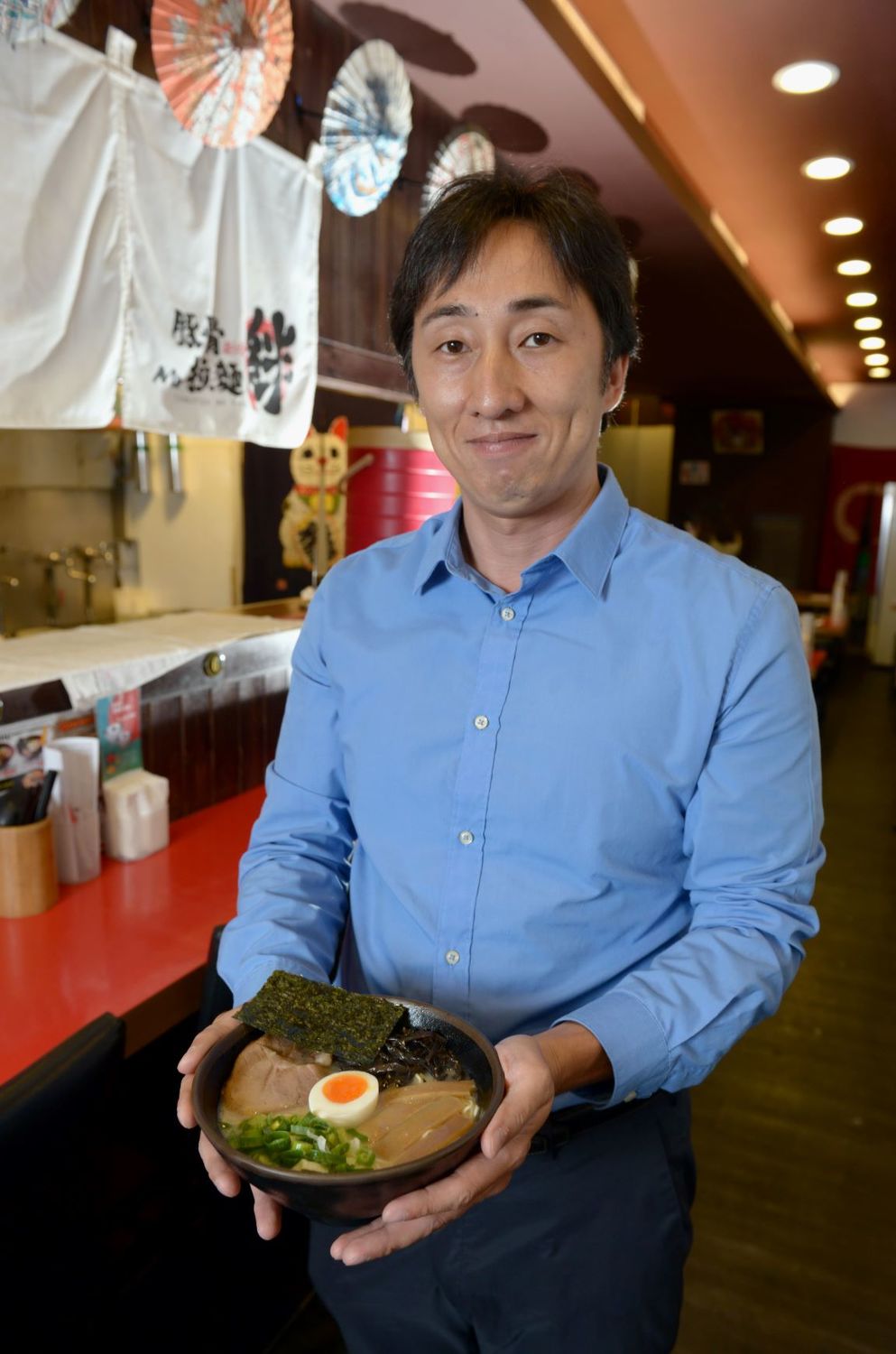 Mr拉麵野崎家社長野崎孝男,深耕台南多年,過去曾擔任日本讀賣電視台記者、東京都練馬區議員,後來定居台南,目前也是市府的城市外交顧問。 圖:台南市政府/提供 Mr拉麵野崎家社長野崎孝男,深耕台南多年,過去曾擔任日本讀賣電視台記者、東京都練馬區議員,後來定居台南,目前也是市府的城市外交顧問。 圖:台南市政府/提供