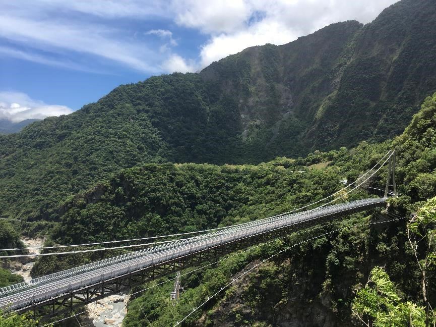 山月吊橋主體工程已經完工,但試營運時間尚未公布。 圖:太管處/提供 山月吊橋主體工程已經完工,但試營運時間尚未公布。 圖:太管處/提供