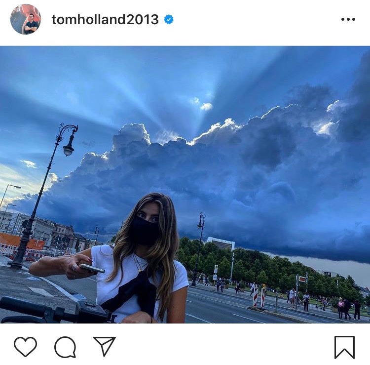 向來低調的湯姆霍蘭德,竟主動PO出女友獨照。 圖:翻攝自湯姆霍蘭德IG 向來低調的湯姆霍蘭德,竟主動PO出女友獨照。 圖:翻攝自湯姆霍蘭德IG