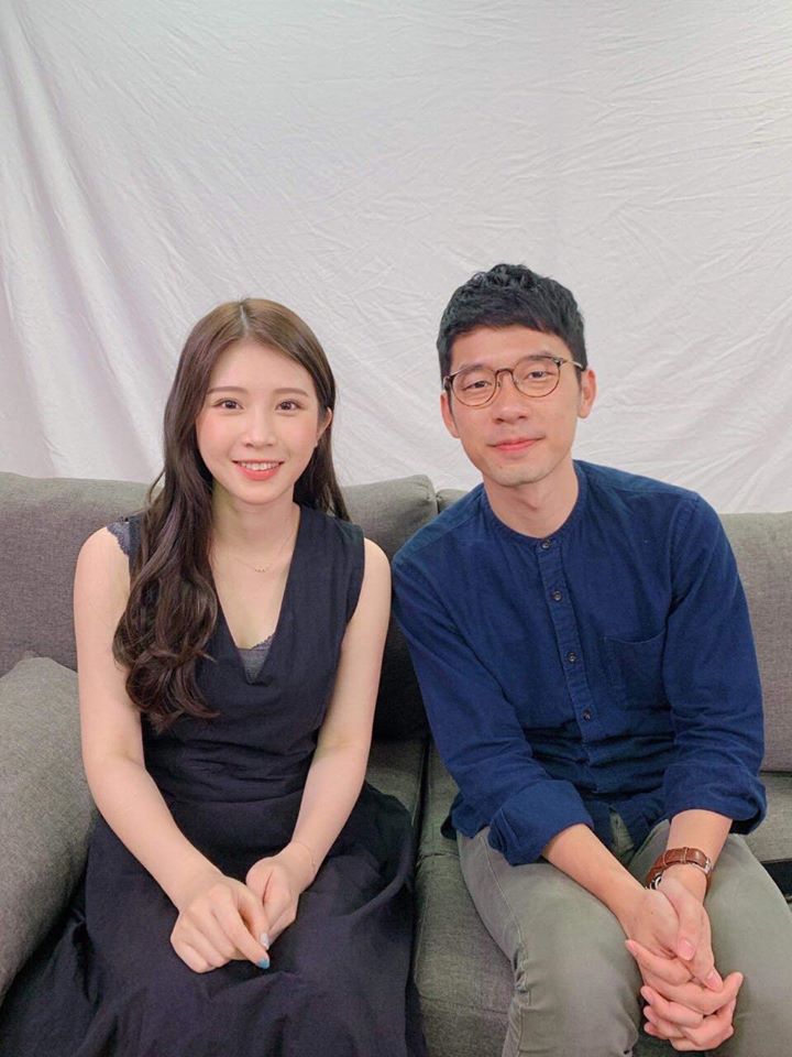 雞排妹1日晚間出席《蔡英文社群之夜ft.陳其邁——人蔘大邁進》活動,力挺香港,香港立法會前議員羅冠聰po出2人舊合照,發文感謝。 圖:翻攝自羅冠聰臉書 雞排妹1日晚間出席《蔡英文社群之夜ft.陳其邁——人蔘大邁進》活動,力挺香港,香港立法會前議員羅冠聰po出2人舊合照,發文感謝。 圖:翻攝自羅冠聰臉書