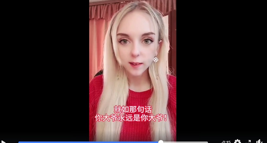 (影)金髮五毛吹捧中國五千年被酸爆  網:埃及已沒洪水  中國4樓以下還在淹
