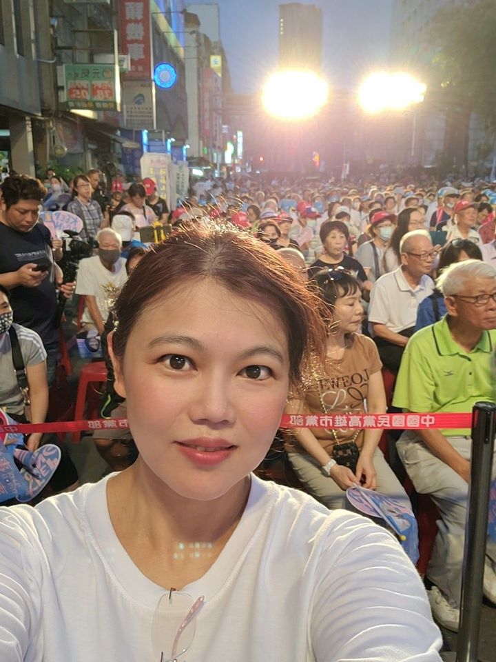 游淑慧在擔任台北市政府觀光傳播局主任秘書期間參與23件政府標案審查。 圖:取自游淑慧臉書 游淑慧在擔任台北市政府觀光傳播局主任秘書期間參與23件政府標案審查。 圖:取自游淑慧臉書
