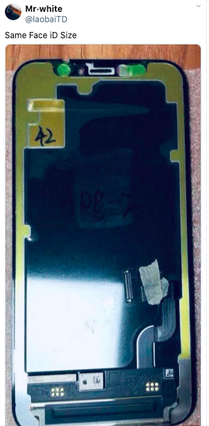 爆料客在推特發布疑似iPhone12的面板照。 圖:翻攝自Mr.White推特 爆料客在推特發布疑似iPhone12的面板照。 圖:翻攝自Mr.White推特