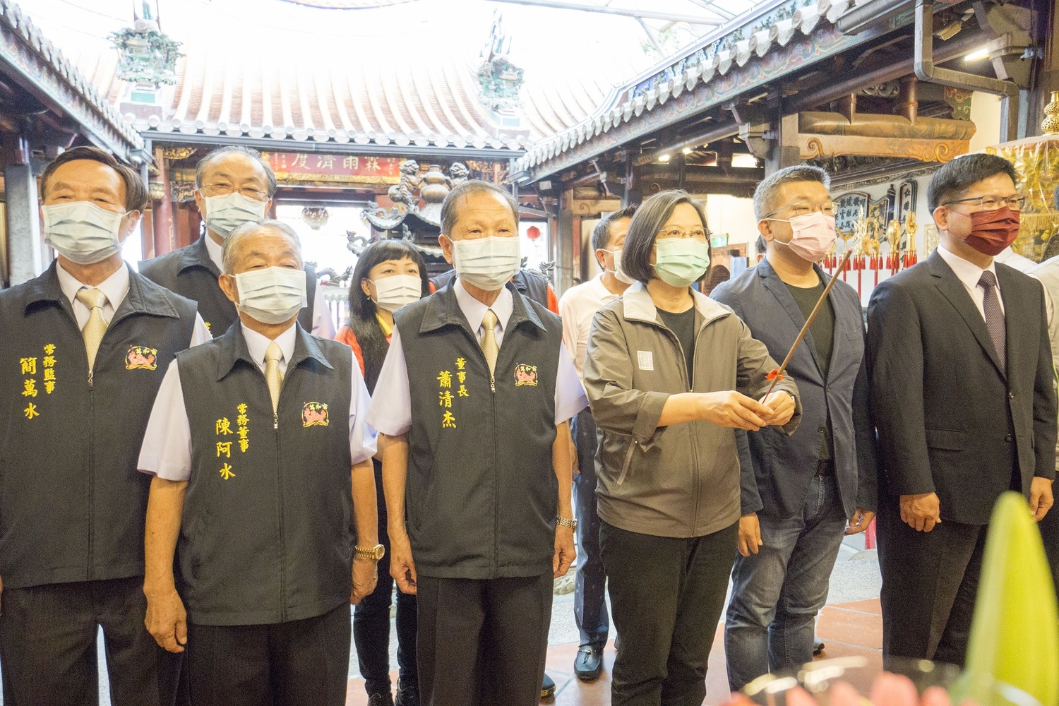 總統蔡英文今天到台中市萬和宮答謝還願。 圖 : 萬和宮/提供 總統蔡英文今天到台中市萬和宮答謝還願。 圖 : 萬和宮/提供