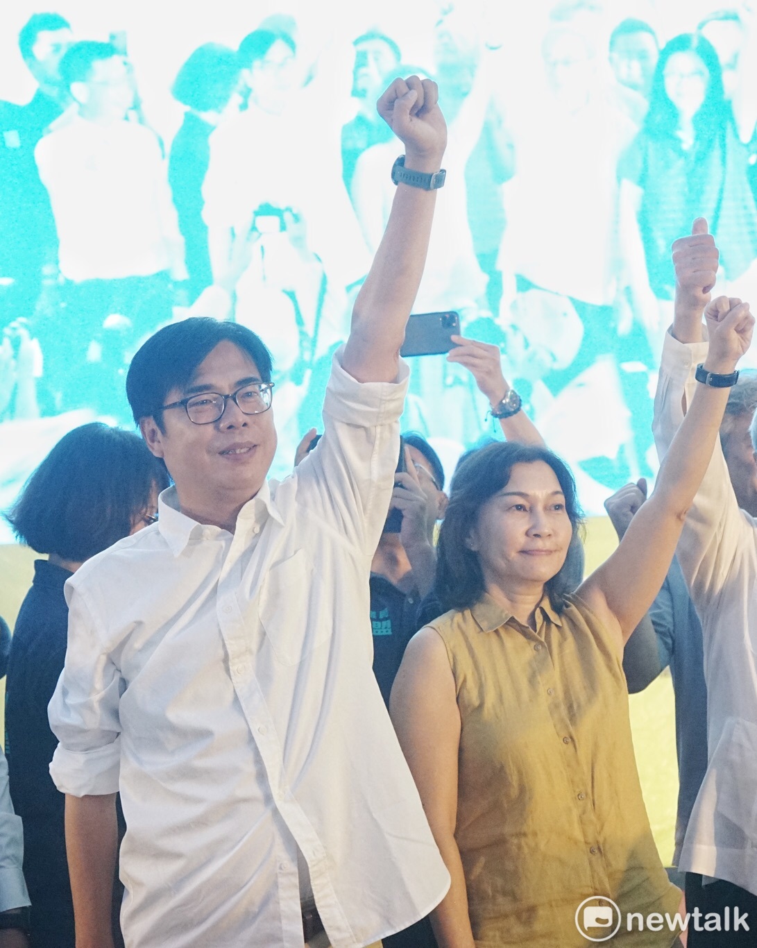 陳其邁發表勝選感言,他強調,選舉結束後就是高雄人團結的開始。 圖:張良一/攝 陳其邁發表勝選感言,他強調,選舉結束後就是高雄人團結的開始。 圖:張良一/攝
